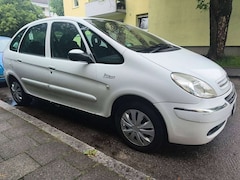 Bild des Angebotes Citroen Xsara Picasso Citroën Xsara Picasso 2.0 16V Automatik – TÜV bis 06/2027