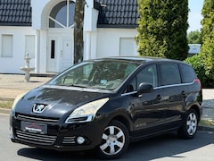 Bild des Angebotes Peugeot 5008 Family plus * 1. HAND * 7- SITZER *