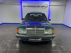Mercedes-Benz 190 D 2.5 Avantgarde verde SHD AHK ALU CARPASS