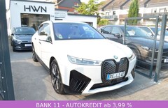 Bild des Angebotes BMW iX 40 xDrive Sport"VOLLAUSSTATTUNG" 8 Fach Ber.