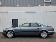 Audi A8 4.2 quattro Sportsitze/Schiebedach/Leder