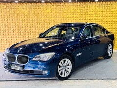 Bild des Angebotes BMW 750 i xDrive*Kamera*SHZ*Bi-Xenon*Standheizung*NAV