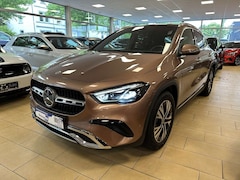Bild des Angebotes Mercedes-Benz GLA 200 MBUX*Pano*Teil-Leder*Ambiente*CAM*Navi*