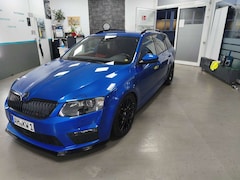 Bild des Angebotes Skoda Octavia Combi 2.0 TSI RS 331ps FTS Tuning Service Heft vol