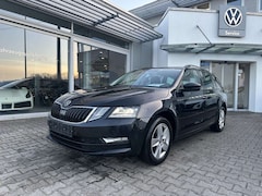 Bild des Angebotes Skoda Octavia Combi 2.0TDI DSG*SPORT*LED*NAVI*ALU