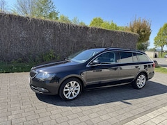 Bild des Angebotes Skoda Superb Exclusive