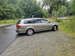 Bild des Angebotes VW Passat Variant 1.6 TDI BlueMotion
