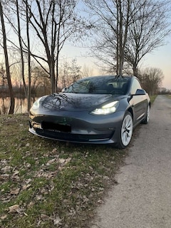 Bild des Angebotes Tesla Model 3 Langstreckenbatt. Allradantrieb Dual Motor