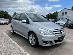 Bild des Angebotes Mercedes-Benz B 160 B 160 B -Klasse Sportsitze Sport Lenkrad