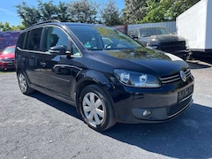 Bild des Angebotes VW Touran 1.6 TDI Comfortline 8 x bereift Gepflegt