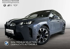 Bild des Angebotes BMW iX xDrive60 804€ netto/mtl.*M Sportpaket*21"*LC Prof.