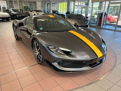 Bild des Angebotes Ferrari 296 GTB ASSETTO/VOLL-CARBON/STRIPE/GARANTIE