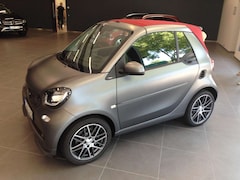 Bild des Angebotes smart brabus fortwo cabrio twinamic Xclusive, glance grey
