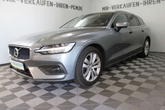 Bild des Angebotes Volvo V60 Kombi 2.0 Momentum ACC RFK TOT SPUR