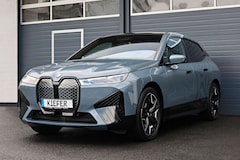 Bild des Angebotes BMW iX M60/LASER/360/B&W/HUD/ACC/SoftClose/4xSHZ/R22