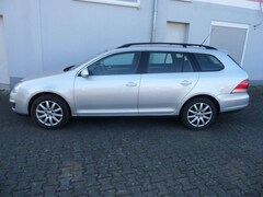 Bild des Angebotes VW Golf Variant 1.9 TDI Comfortline+Klima+Alu+AHK+PDC+SHZ+Tempomat