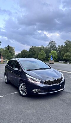 Bild des Angebotes Kia Ceed / cee'd Fifa World Cup Edition 1.4 Benzin 57.328 Km‼️