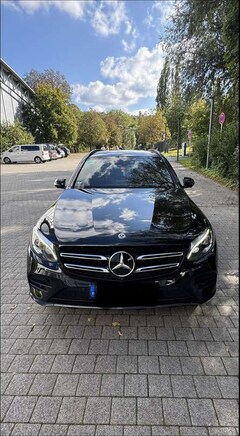 Bild des Angebotes Mercedes-Benz GLC 350 d 4Matic 9G AMG Line+ZH+ LED+ANG+3zon klm