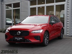 Bild des Angebotes Volvo V60 Plus Dark Recharge Plug-In Hybrid T6 AWD
