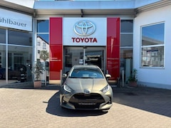 Bild des Angebotes Toyota Yaris Hybrid Team Deutschland I SITZHEIZUNG