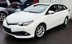 Bild des Angebotes Toyota Auris Touring Sports Edition-S Automatik/Navi