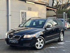 Bild des Angebotes Volvo V50 Kombi 1.6 D Drive Kinetic *2-HAND*XENON*SHZ*
