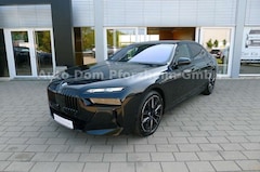 Bild des Angebotes BMW 740 d xDrive M Sport/Sky Lounge/Executive