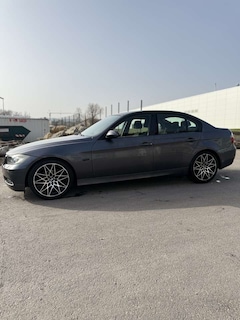 Bild des Angebotes BMW 320 320i E90 Automatik