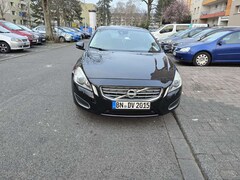 Bild des Angebotes Volvo V60 Summum