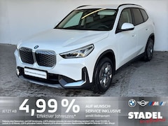 Bild des Angebotes BMW iX1 xDrive30 Navi.LED.AHK.RFK.DAB.Sitzheiz