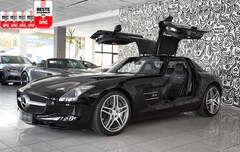 Bild des Angebotes Mercedes-Benz SLS AMG Coupé AMG PERFORMANCE*KAM*MEMORY*DEUTSCH