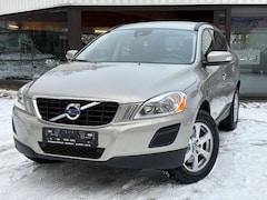 Bild des Angebotes Volvo XC60 Momentum 2WD Automatik 5-Zylinder Ahk