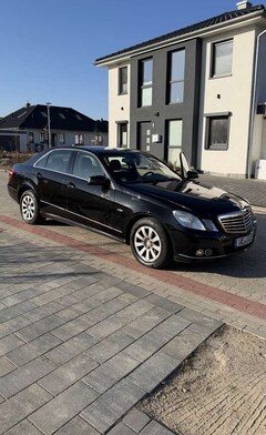 Bild des Angebotes Mercedes-Benz E 220 CDI DPF BlueEFFICIENCY Automatik Elegance