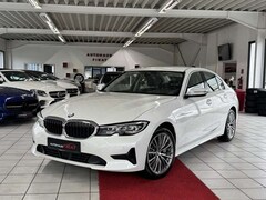 Bild des Angebotes BMW 330 d xDrive Advantage AHK+LED+18 Zoll Alu+ Apple CarP