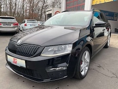 Bild des Angebotes Skoda Octavia Combi RS 2.0 TDI Navi SHZ Klima LED
