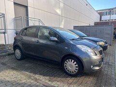 Bild des Angebotes Toyota Yaris 1.4 D-4D Team