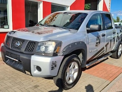 Bild des Angebotes Nissan Titan 5.6 V8 LPG, AHK, Velours, Klima, Kamera, 24 Zoll Radsatz,
