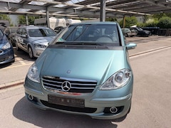 Bild des Angebotes Mercedes-Benz A 200 AVANTGARDE ** KLIMA/ZV**
