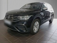 Bild des Angebotes VW Tiguan Allspace 2.0 TDI 4M DSG Life 18" AHK Navi+VC ACC LED 360...