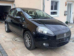 Bild des Angebotes Fiat Punto 1,4