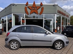 Bild des Angebotes Kia Rio 1.4 EX