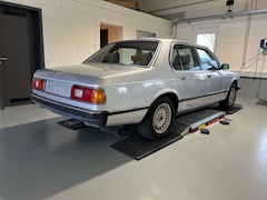 BMW 735 i Aut. I  E23  I. 1. Hd.,  32'Tkm!