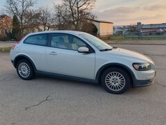 Bild des Angebotes Volvo C30 1.6 D Momentum 2 Hand Klima Servo ZV el. FH.