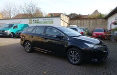 Bild des Angebotes Toyota Avensis 1,6 Touring, EU6, Klimaaut., Navi, AHK !