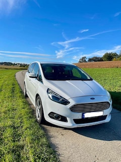 Bild des Angebotes Ford S-Max Titanium 7 Sitze