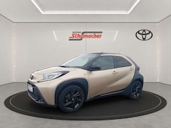 Bild des Angebotes Toyota Aygo X STYLE-AIR+CARPLAY+PDC+KAMERA+FALTDACH!!