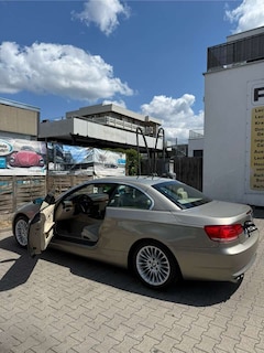 Bild des Angebotes BMW 325 325i Cabrio Aut.