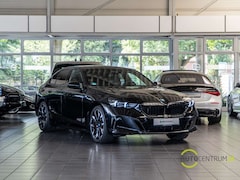 Bild des Angebotes BMW 550 e xD M Sport Inno Pano B&W Carbon Park+ Travel