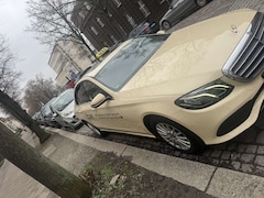 Bild des Angebotes Mercedes-Benz E 220 d 4Matic 9G-TRONIC