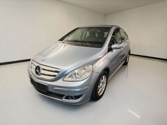 Bild des Angebotes Mercedes-Benz B 170 AUTOMATIK PANO AHK TEIL-LEDER TÜV 01/2028
